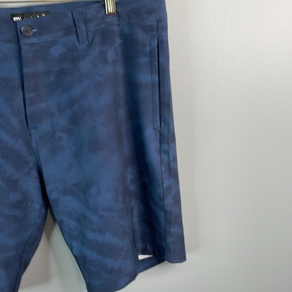 Travis Matthew Mens Dock Head Shorts Blue Black Flat Front Golf Performance 38 - Picture 5 of 11